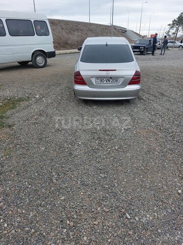 Mercedes E 270 2003, 480,000 km - 2.7 l - Goranboy