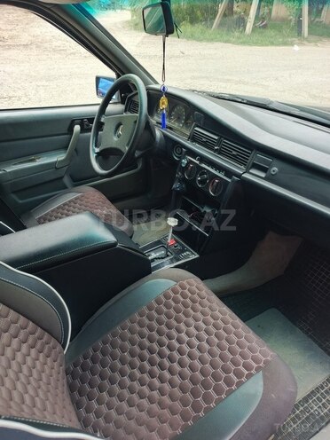 Mercedes 190 1991, 320,000 km - 2.0 л - Gəncə