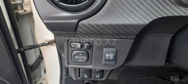 Toyota Corolla Fielder 2019, 93,460 km - 1.5 л - Bakı