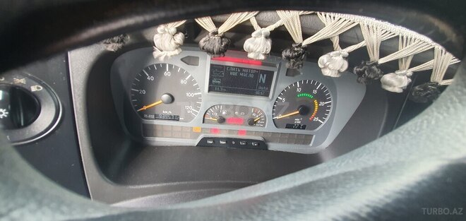 Mercedes Axor 1824 2009, 940,000 km - 11.0 l - Bakı