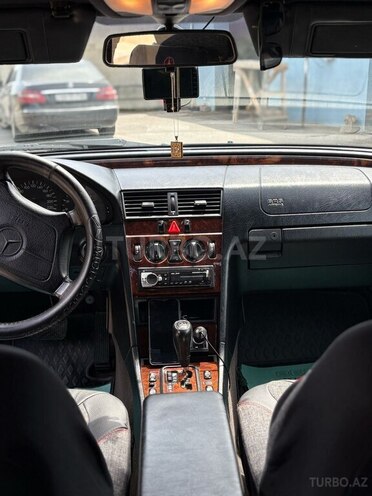 Mercedes C 200 1998, 200,000 km - 2.0 l - Bakı