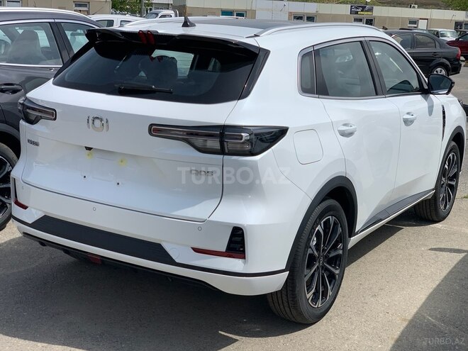 Changan Qiyuan Q05-4