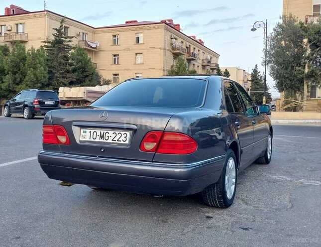 Mercedes E 280 1996, 450,000 km - 2.8 l - Bakı