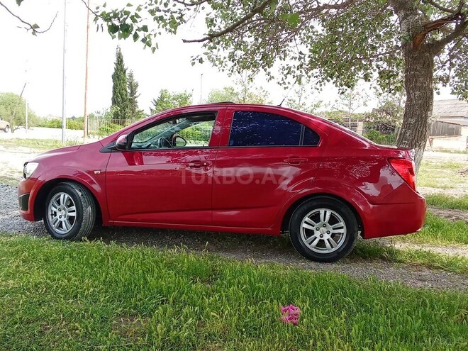 Chevrolet Aveo 2012, 380,000 km - 1.4 л - Salyan