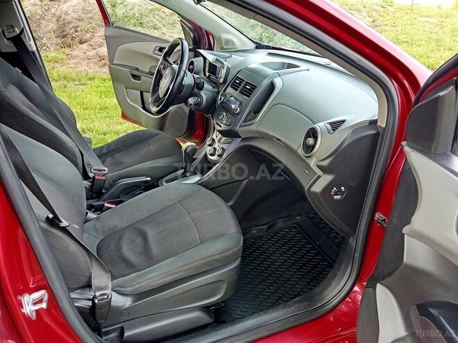 Chevrolet Aveo 2012, 380,000 km - 1.4 л - Salyan