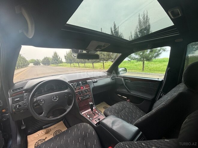 Mercedes E 220 d 2001, 811,700 km - 2.2 l - Masallı