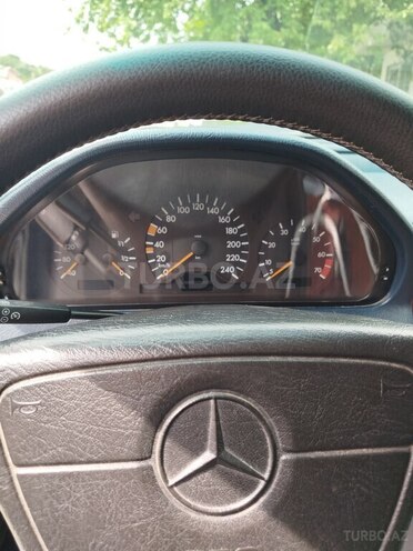 Mercedes C 180 1998, 220,000 km - 1.8 l - Masallı