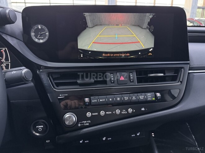 Lexus ES 300h 2023, 2,200 km - 2.5 l - Bakı