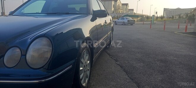Mercedes E 220 d 1999, 410,000 km - 2.2 l - Bakı