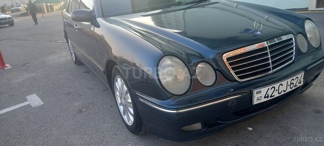 Mercedes E 220 d 1999, 410,000 km - 2.2 l - Bakı