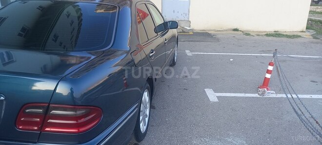 Mercedes E 220 d 1999, 410,000 km - 2.2 l - Bakı