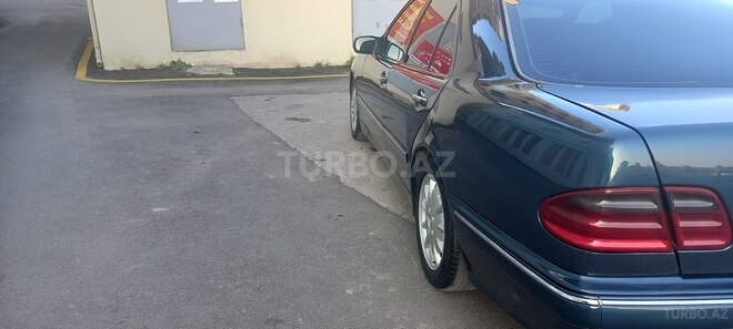Mercedes E 220 d 1999, 410,000 km - 2.2 l - Bakı