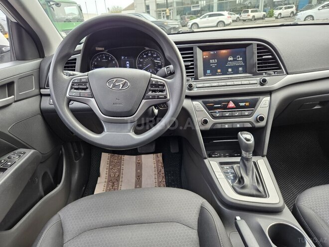 Hyundai Elantra 2017, 209,215 km - 2.0 л - Bakı