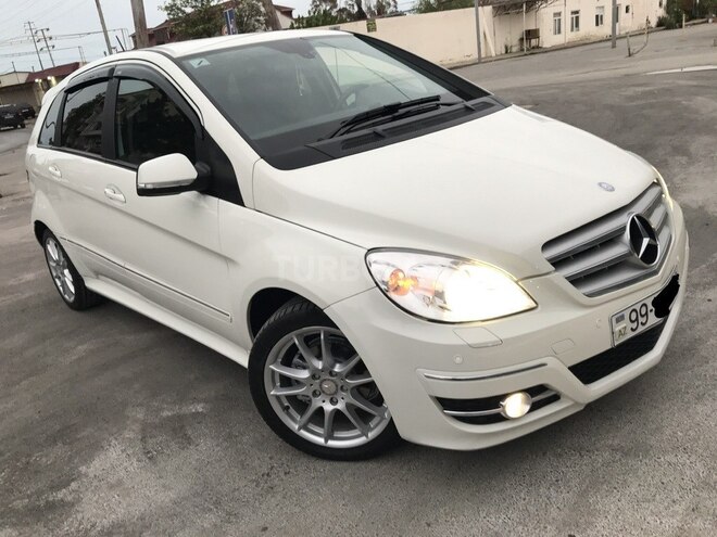 Mercedes B 180 2012, 75,000 km - 1.6 л - Sumqayıt