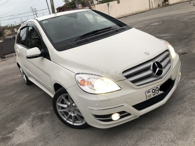 Mercedes B 180 2012, 75,000 km - 1.6 л - Sumqayıt