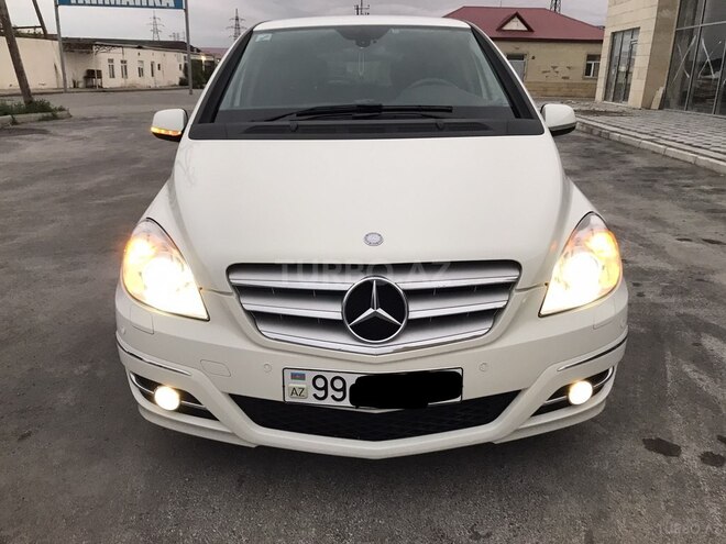 Mercedes B 180 2012, 75,000 km - 1.6 л - Sumqayıt