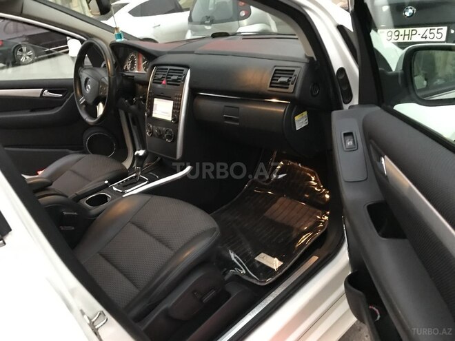 Mercedes B 180 2012, 75,000 km - 1.6 л - Sumqayıt