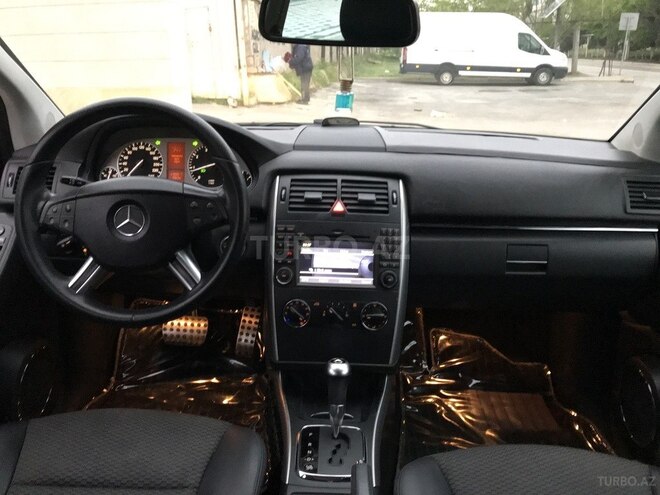 Mercedes B 180 2012, 75,000 km - 1.6 л - Sumqayıt