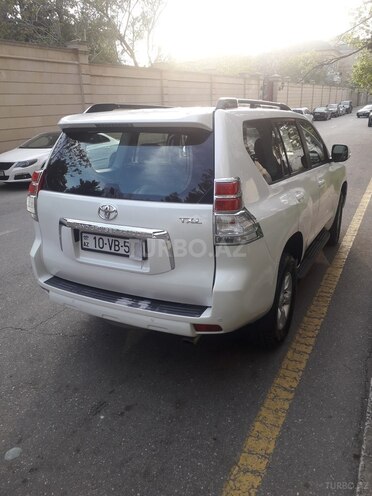 Toyota Land Cruiser Prado 2010, 220,000 km - 2.7 л - Bakı