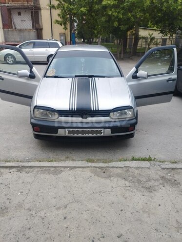 Volkswagen Golf 1994, 54,325 km - 2.0 л - Ağdaş