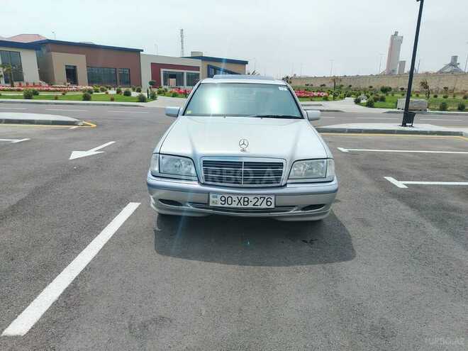 Mercedes C 180 1997, 270,000 km - 2.0 л - Bakı