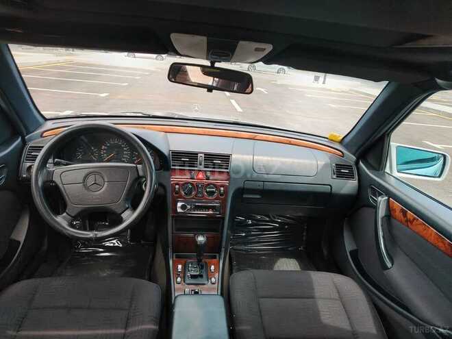 Mercedes C 180 1997, 270,000 km - 2.0 л - Bakı