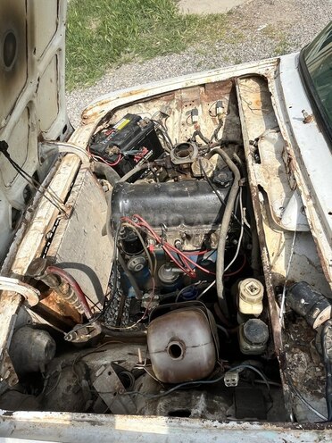 LADA (VAZ) 2106 1980, 50,000 km - 1.6 l - Salyan