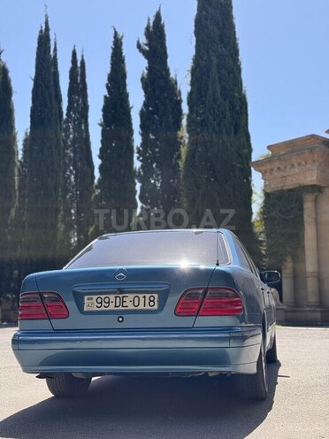 Mercedes E 240 1999, 350,000 km - 2.4 l - Şəmkir