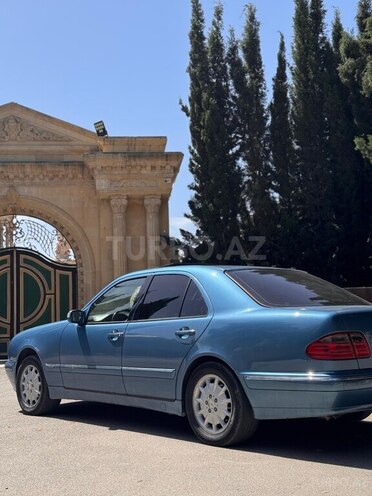 Mercedes E 240 1999, 350,000 km - 2.4 l - Şəmkir
