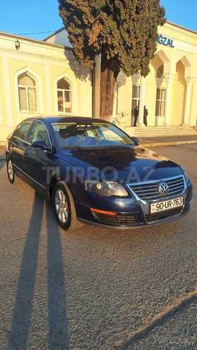 Volkswagen Passat 2005, 200,000 km - 2.0 л - Lənkəran