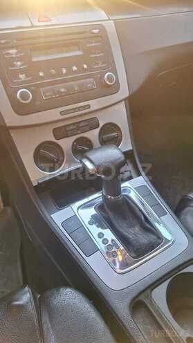 Volkswagen Passat 2005, 200,000 km - 2.0 л - Lənkəran