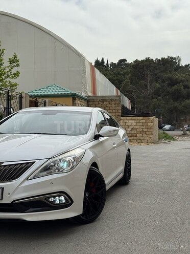 Hyundai Grandeur 2015, 200,000 km - 2.2 л - Sumqayıt