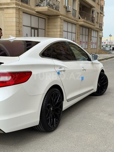 Hyundai Grandeur 2015, 200,000 km - 2.2 л - Sumqayıt