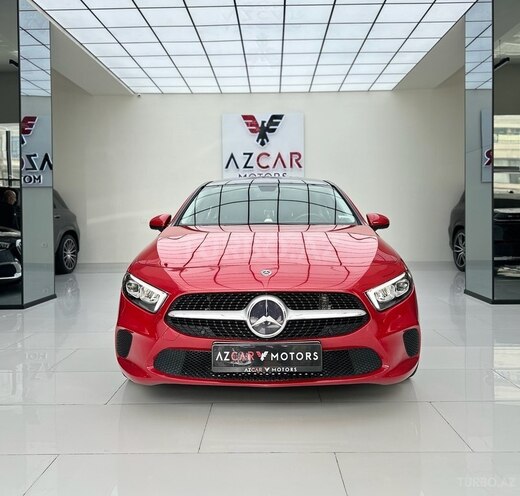 Mercedes A 220-1