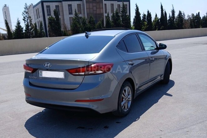 Hyundai Elantra 2018, 61,000 km - 2.0 л - Bakı