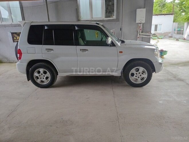 Mitsubishi Pajero io 2001, 337,000 km - 2.0 l - Xaçmaz