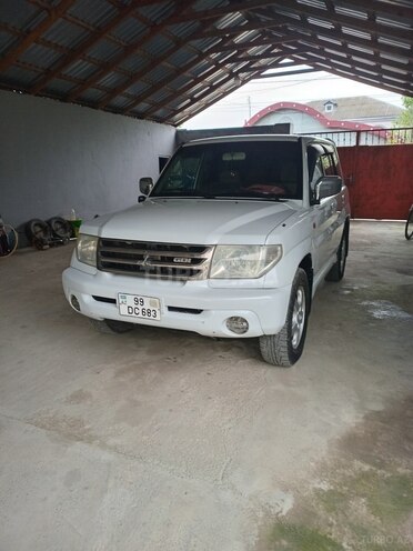 Mitsubishi Pajero io 2001, 337,000 km - 2.0 l - Xaçmaz