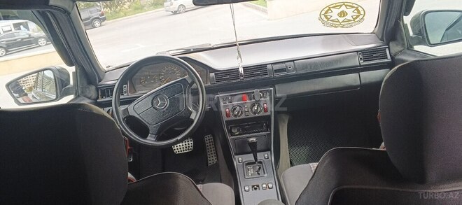 Mercedes E 280 1990, 278,000 km - 2.8 l - Bakı
