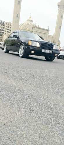 Mercedes E 280 1990, 278,000 km - 2.8 l - Bakı