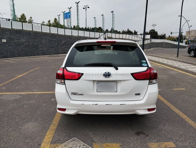 Toyota Corolla Fielder 2018, 115,000 km - 1.5 l - Bakı