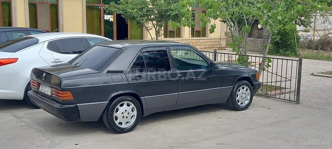 Mercedes 190 1991, 334,500 km - 1.8 л - Şirvan