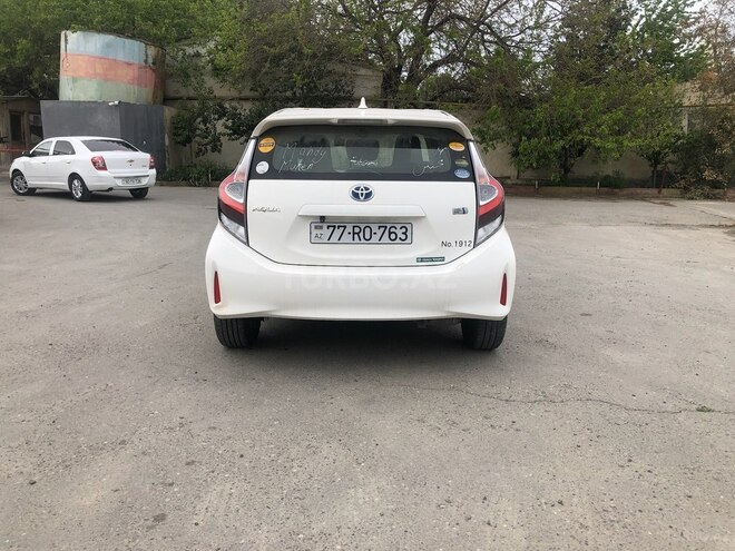Toyota Aqua 2019, 117,000 km - 1.5 l - Bakı