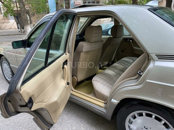 Mercedes 190 1991, 225,588 km - 2.0 l - Bakı