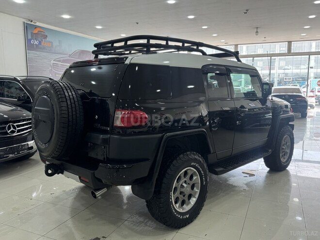 Toyota FJ Cruiser 2009, 256,000 km - 4.0 l - Bakı