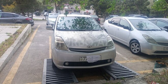 Toyota Prius 2006, 290,000 km - 1.5 л - Bakı