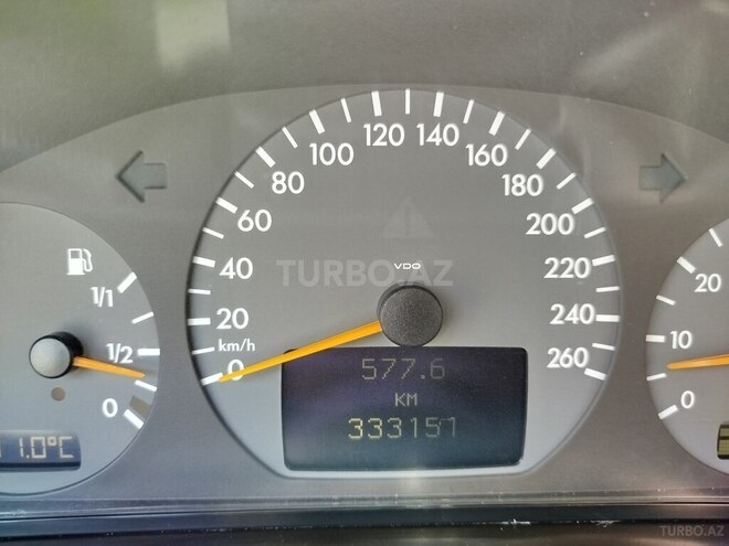 Mercedes E 320 2001, 333,151 km - 3.2 l - Balakən