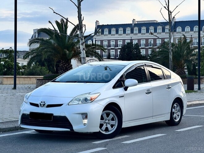 Toyota Prius 2013, 201,000 km - 1.8 l - Bakı