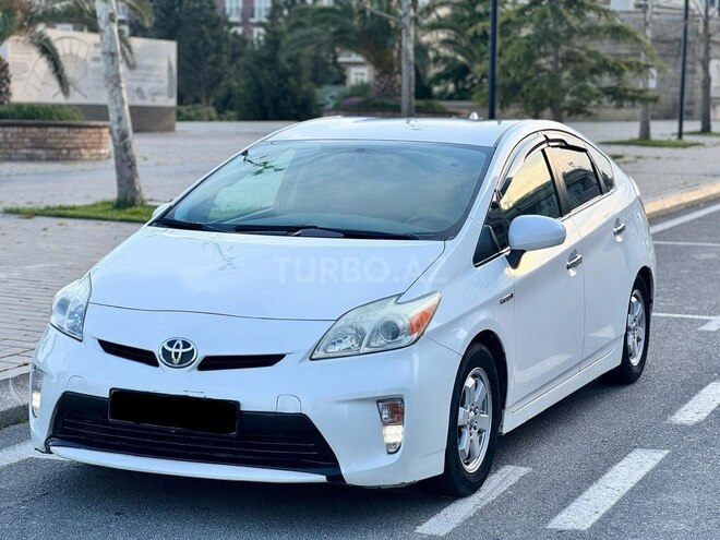 Toyota Prius 2013, 201,000 km - 1.8 l - Bakı