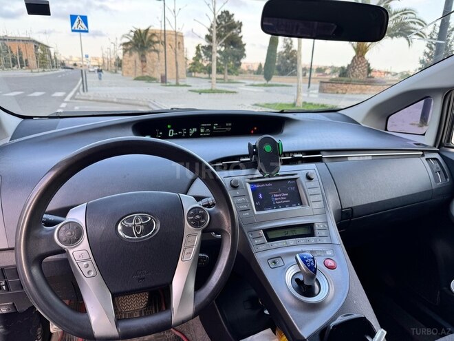 Toyota Prius 2013, 201,000 km - 1.8 l - Bakı