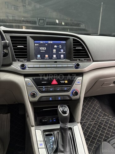 Hyundai Elantra 2018, 104,000 km - 2.0 л - Sumqayıt